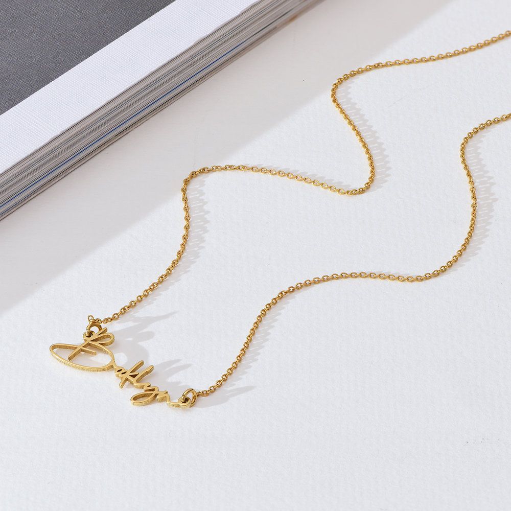 belle-custom-name-necklace-gold-vermeil-2